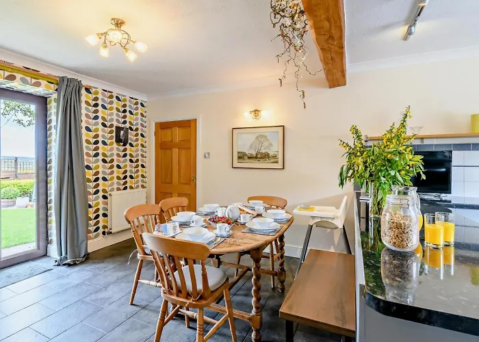 3 Bed In Whitby Oc-92012 * Westerdale