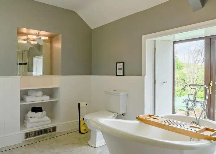 3 Bed In Whitby Oc-92012 * Westerdale