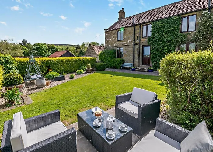 3 Bed In Whitby Oc-92012